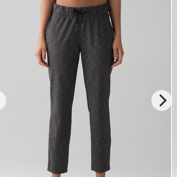 $98 Lululemon On The Fly Pant (28")
Heathered Black - Picture 3 of 9